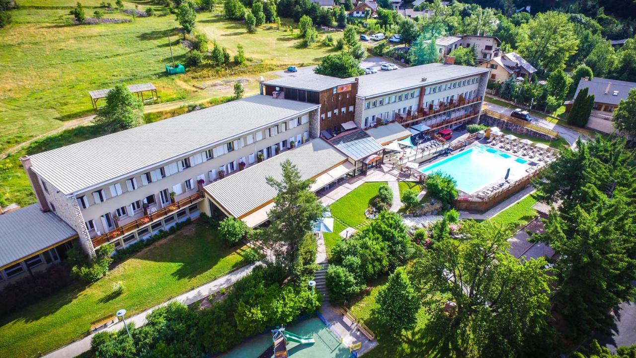 Village Vacances Passion Les 4 Saisons Resort & Spa Сен-Шафре Екстериор снимка